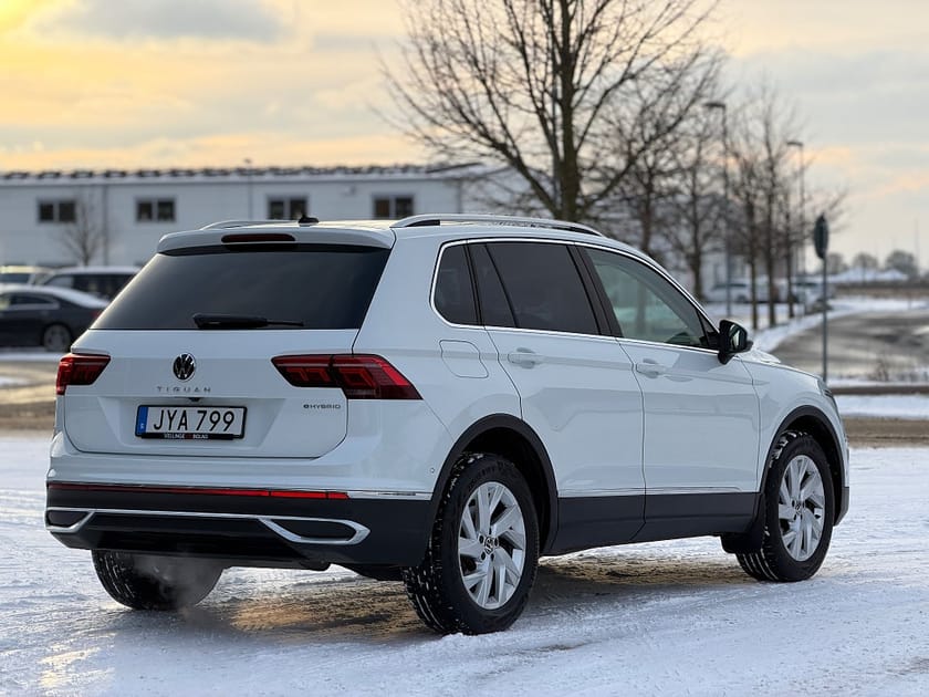 Bild 5 av Volkswagen Tiguan eHybrid 1.4 TSI Drag 360 Kamera Navi Moms