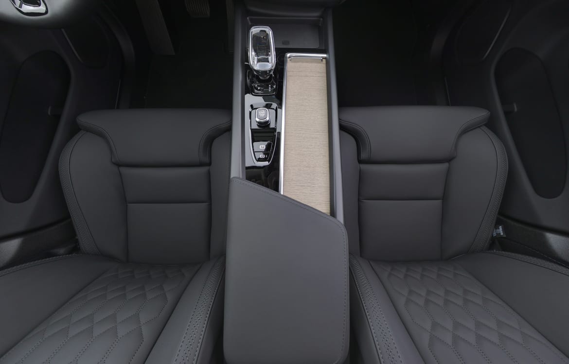 Volvo XC60 2026 - miniatyr 9