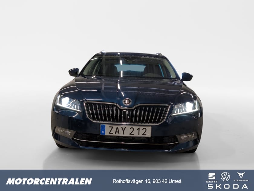 Bild 5 av Škoda Superb Kombi L&K 2,0 TDI 190HK 4X4/Drag/Backkamera/Värmare