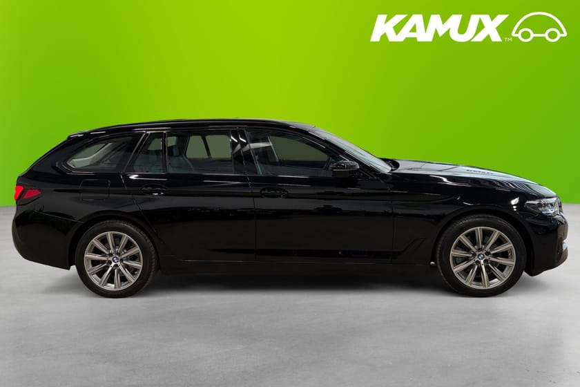 Bild 2 av BMW 520d xDrive Touring Sport line B-Kam Ambient MOMS 190 hk