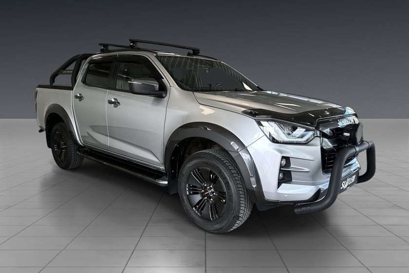 Bilde 3 av Isuzu D-Max Dobbelcab PREMIUM/DEFA/HJULBUELISTER/BØYLER/KAMERA/KROK