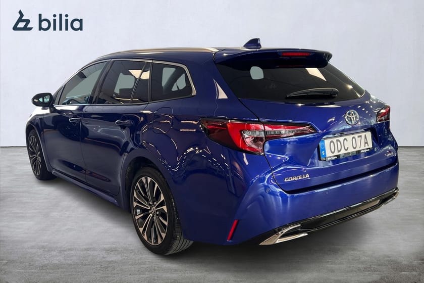 Bild 2 av Toyota Corolla Touring Sports Hybrid 1,8 Style Navi Värmare