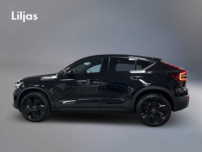 Bild 3 av Volvo EC40 Single Motor Extended Range M R Ultra Black Edt//360-kamera//