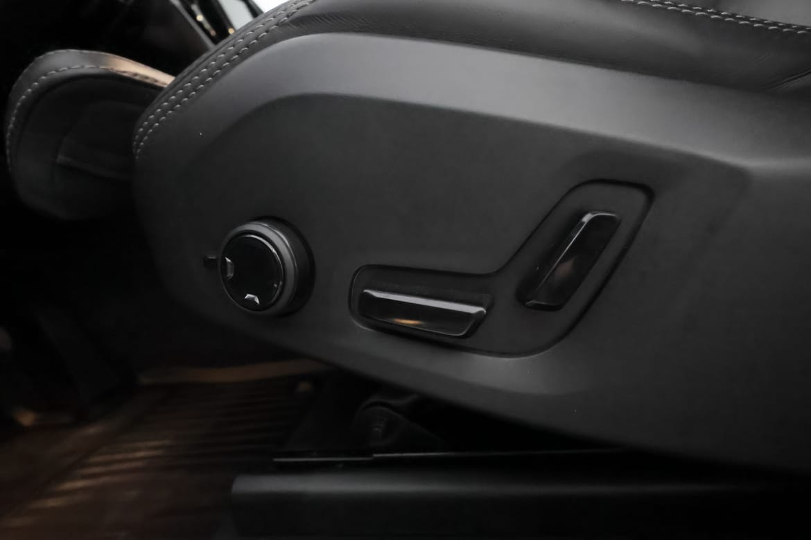 Volvo XC60 2020 - miniatyr 18