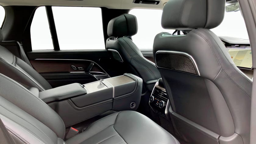 Bild 5 av Land Rover Range Rover P460e SWB P550e Autobiography DEMOBIL Demobil