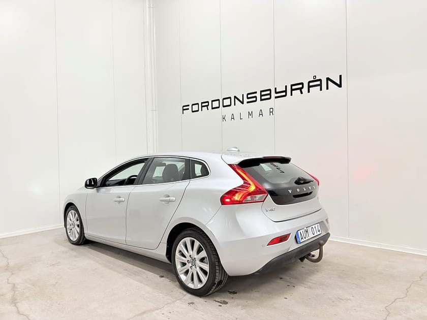Bild 5 av Volvo V40 D2 Summum 1-Ägare D-värm Kamera Skinn Drag
