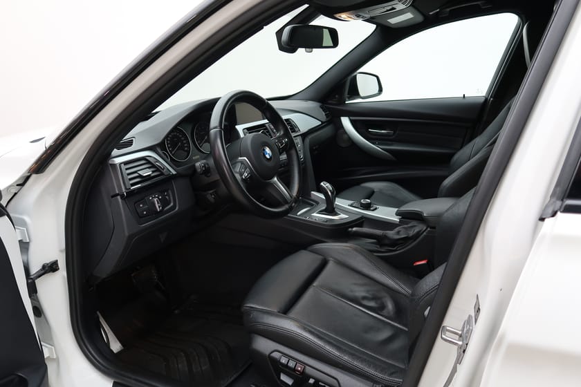 Bild 4 av BMW 328i xDrive Touring – M Sport
