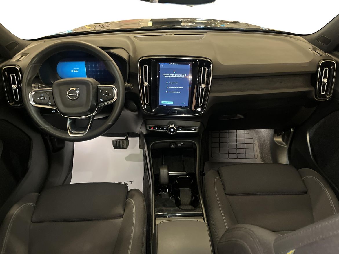 Volvo XC40 2023 - miniatyr 8