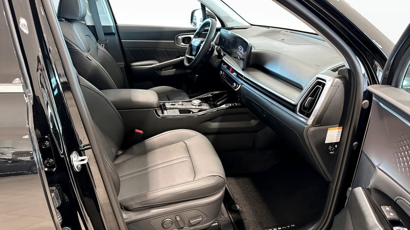 Bild 3 av Kia Sorento PHEV AUT AWD ADV PLUS SOLTAK *BUSINESS EDITION*