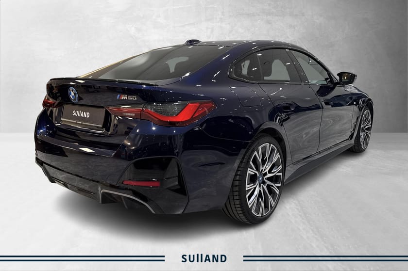Bilde 5 av BMW i4 M50 xDrive Gran Coupé Supercharged, Shadowline, Individual interiør
