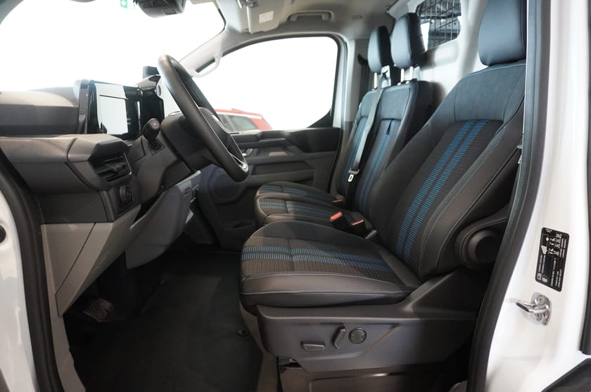 Bild 5 av Ford Transit Custom 320 Skåp Sport 320l LWB 2.0l Ecoblue 170hk 8AT AWD Diesel