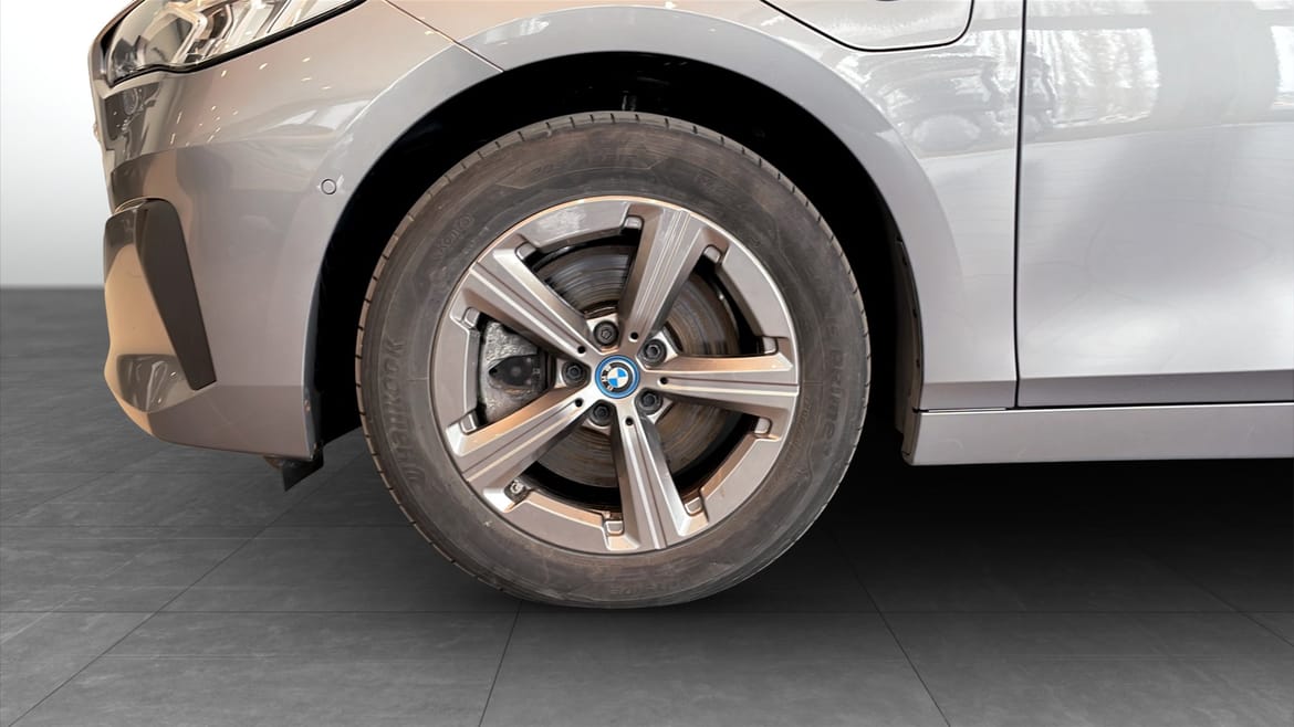 BMW 230e xDrive Active Tourer Steptronic, 326hk, 2023