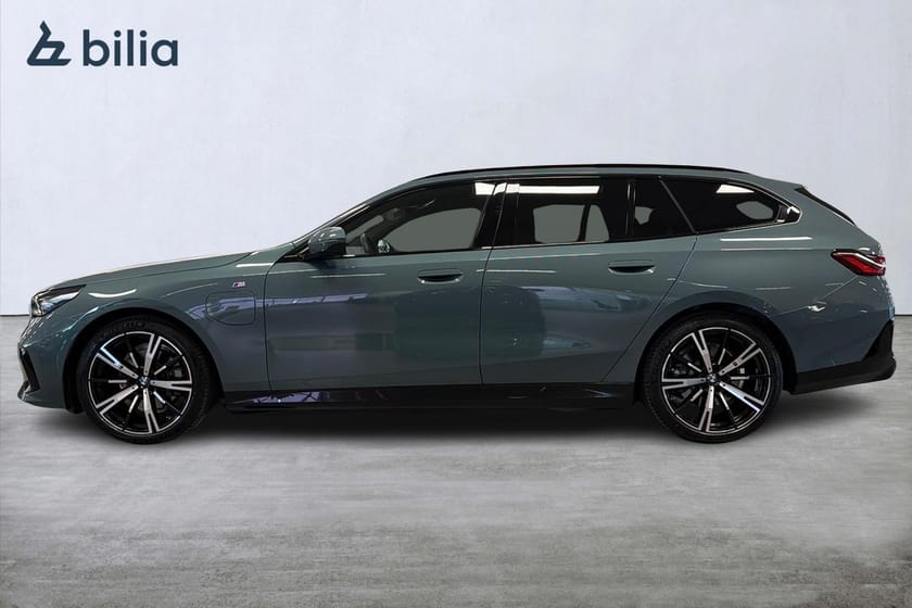 Bild 3 av BMW 530e xDrive Touring M-sport | Drag | Komfortstol | H&K