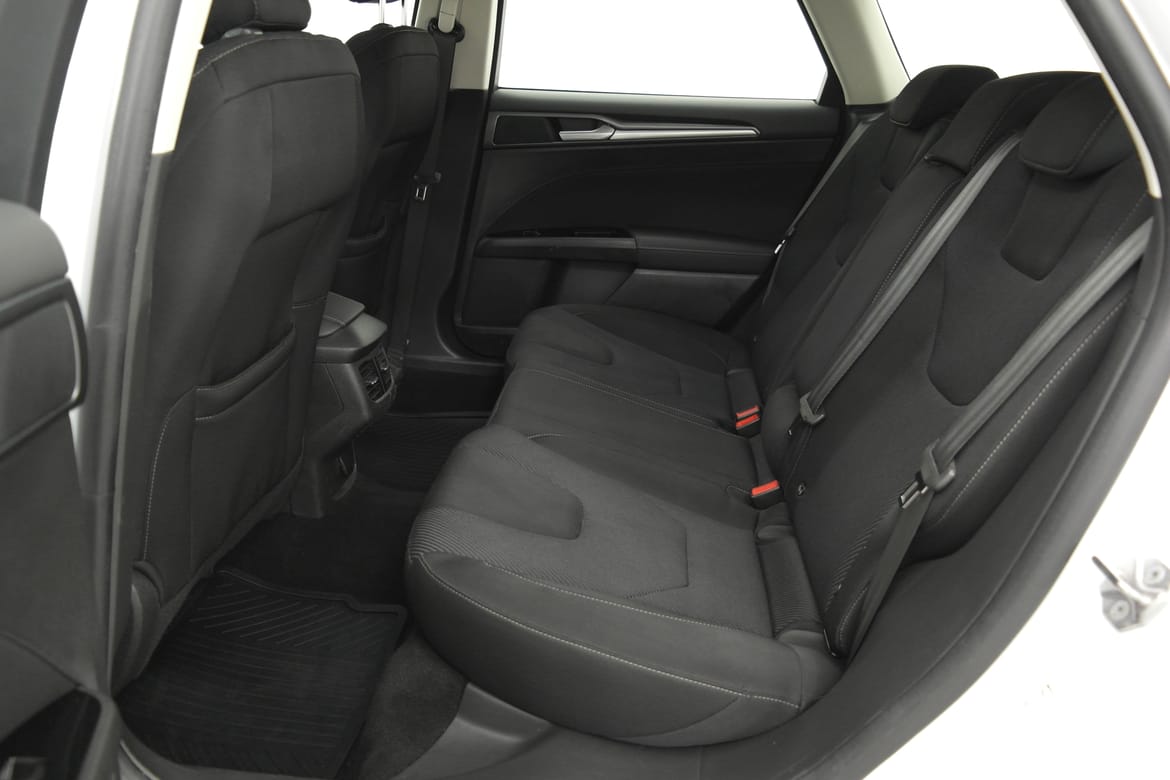 Ford Mondeo 2019 - miniatyr 14