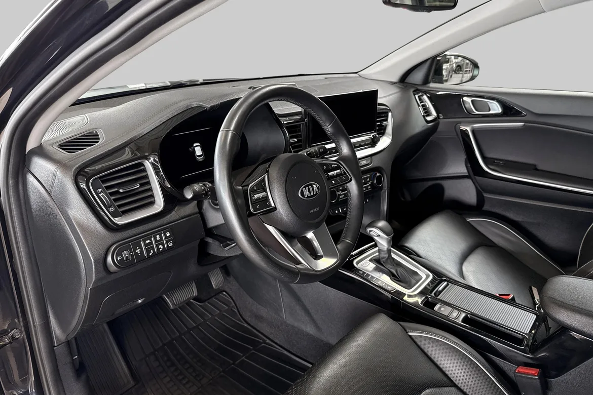 picture of a car