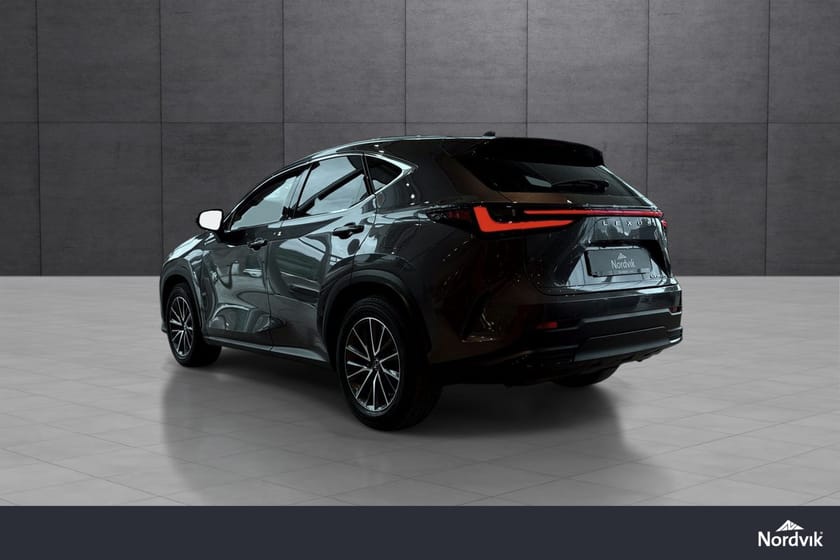 Bilde 3 av Lexus NX 450h+ Executive tech