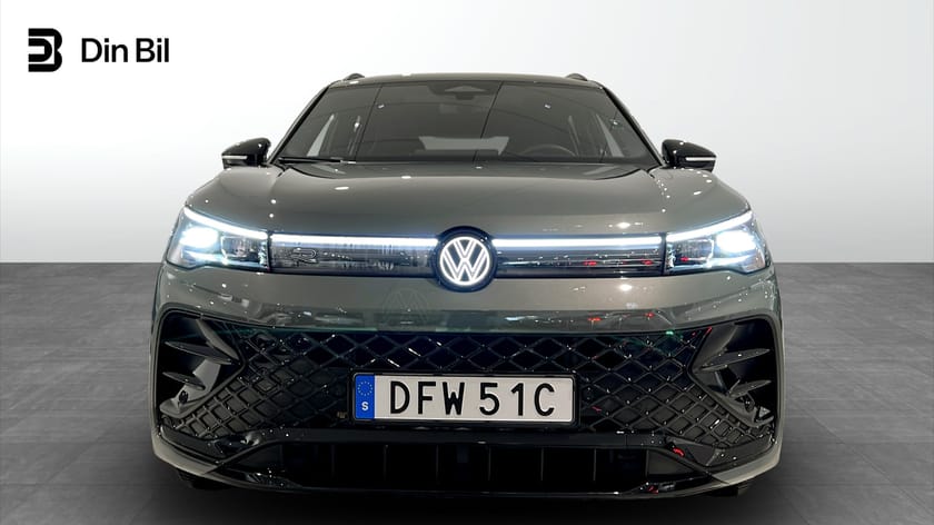 Bild 4 av Volkswagen Tiguan eHybrid R-Line Black DSG Drag/Panorama