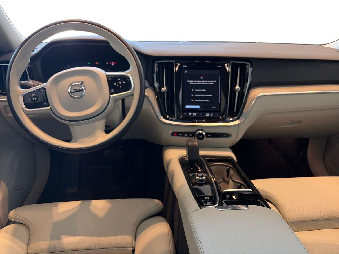 Volvo V60 2023 - miniatyr 8