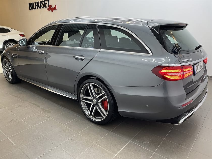 Bild 4 av Mercedes-Benz AMG E 63 S T 4MATIC+ 4M 612hk SE SPEC!