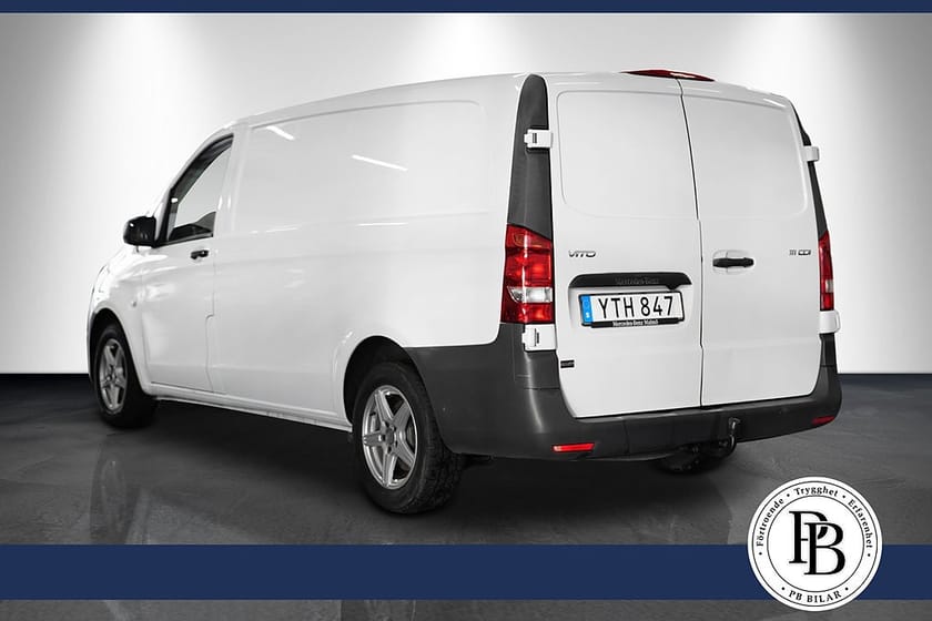 Bild 3 av Mercedes-Benz Vito 111 CDI 2.8t 3-sits B-kam Drag Inredning