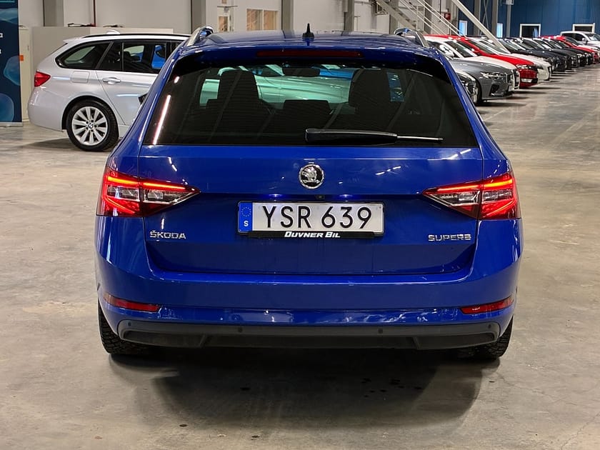 Bild 5 av Škoda Superb Kombi Skoda 2.0 TDI Aut L&K | Canton | Elstolar | V-hjul