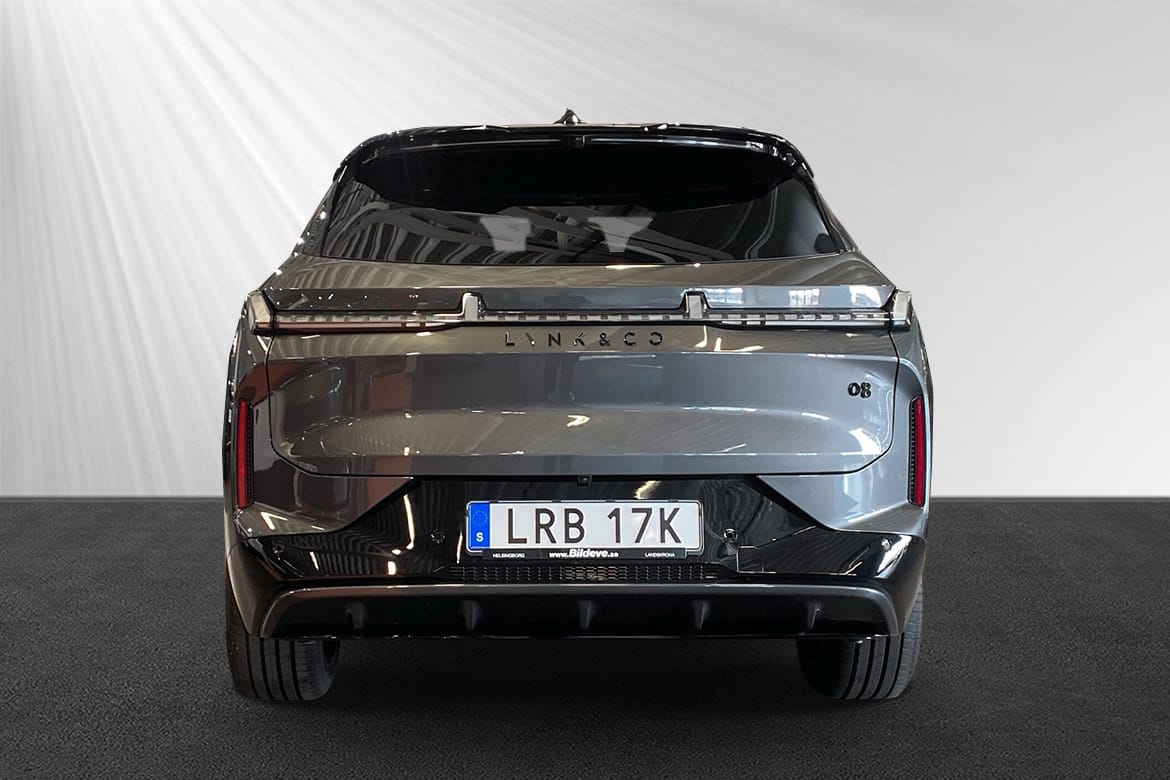 Lynk & Co 08 PHEV