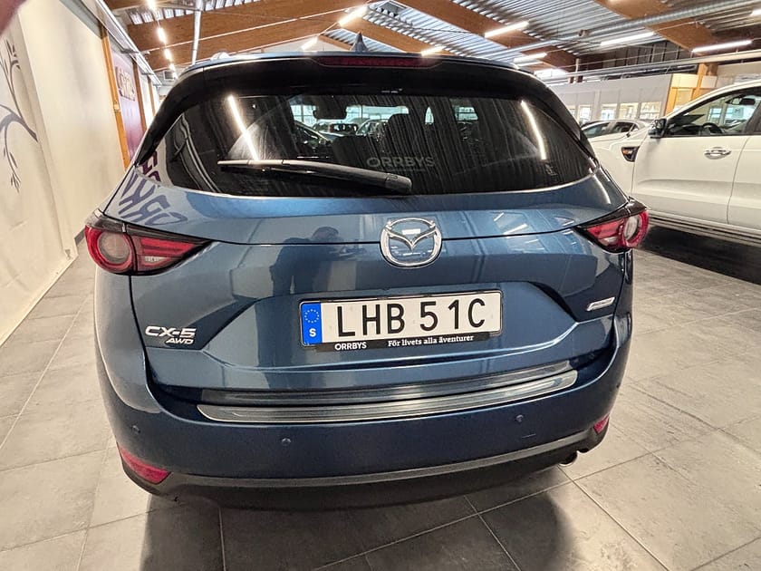 Bild 4 av Mazda CX-5 2.2 SKYACTIV-D AWD Optimum Signature 184hk Drag V-Hjul