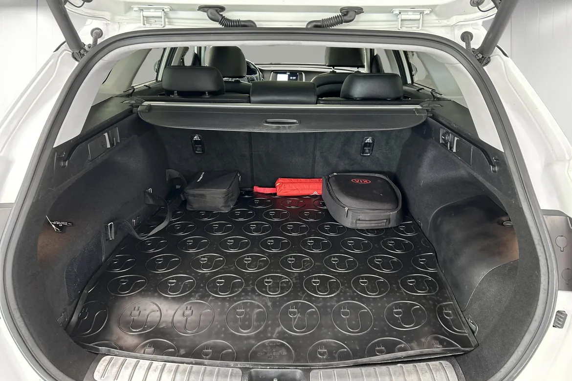picture of a car