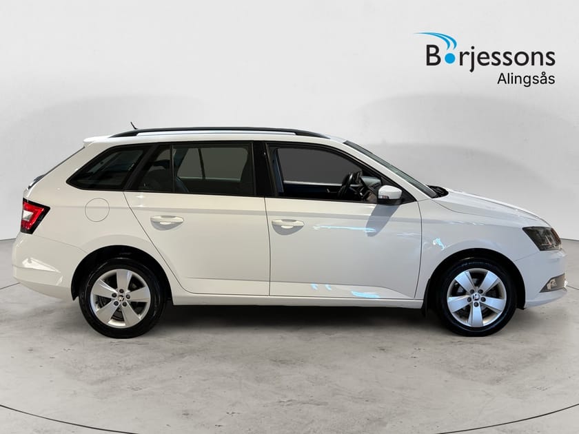 Bild 2 av Škoda Fabia Kombi Style TSI 95hk Apple Carplay & Sensorer