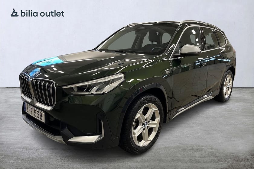 Bild 1 av BMW iX1 xDrive30 xLine 306hk Dragkrok Backkamera Carplay H/K