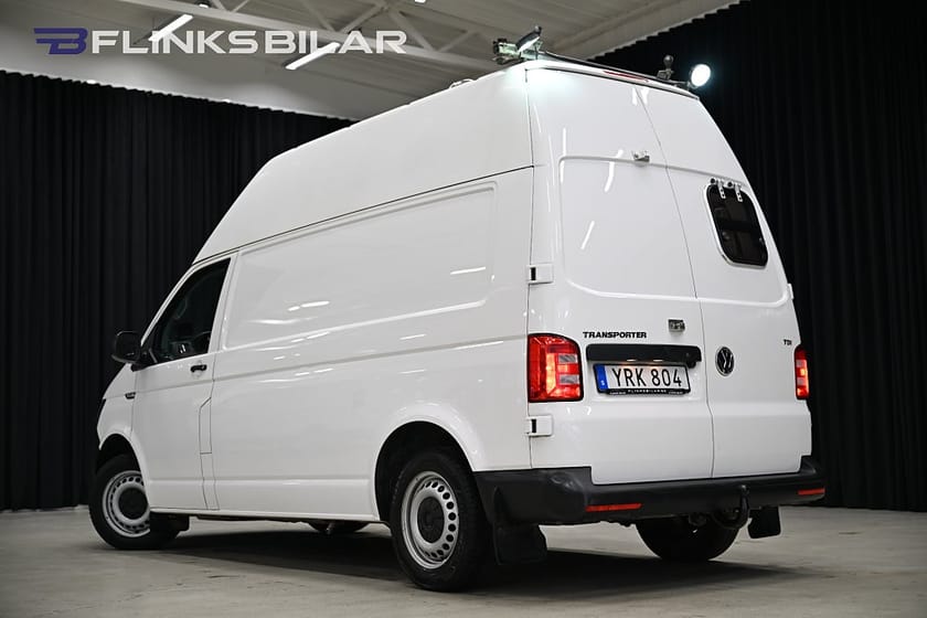 Bild 4 av Volkswagen Transporter 150HK L2 Högtak|Servicebil|Inredd|Kambytt|EnÄgare|SeUtr