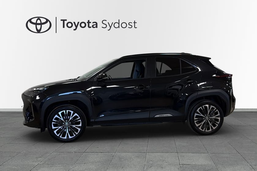 Bild 4 av Toyota Yaris Cross Hybrid 130 AWD-i Style Automat Backkamera Rattvärme