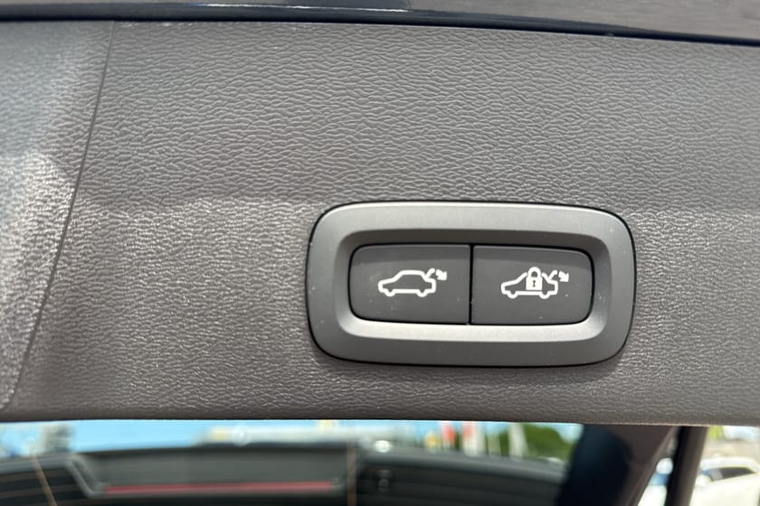 Bild 3 av Volvo EX40 Twin Motor Performance Ultra SE