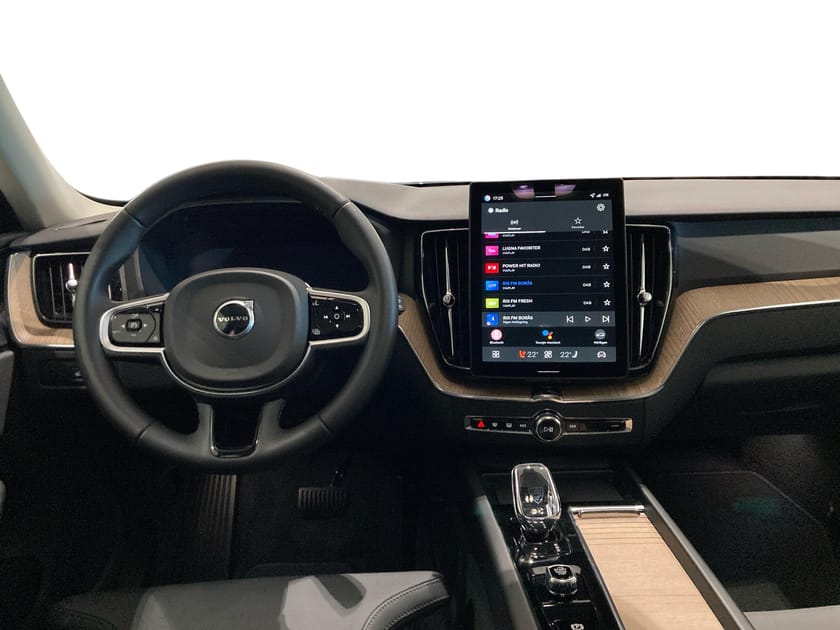 Bild 5 av Volvo XC60 T6 Plus Dark Nordic Edition