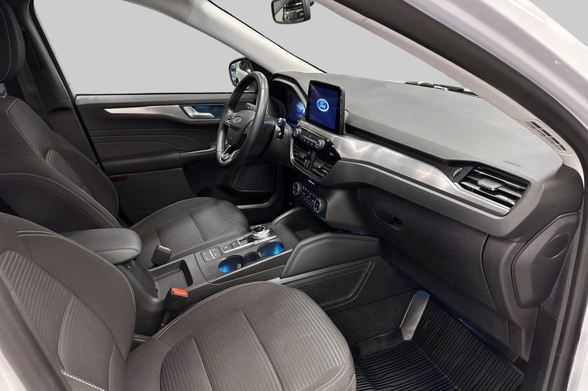 Bild 4 av Ford Kuga Plug-In Hybrid 225hk Nordic *KAMPANJRÄNTA 4,95%