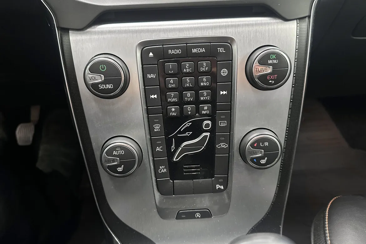 picture of a car