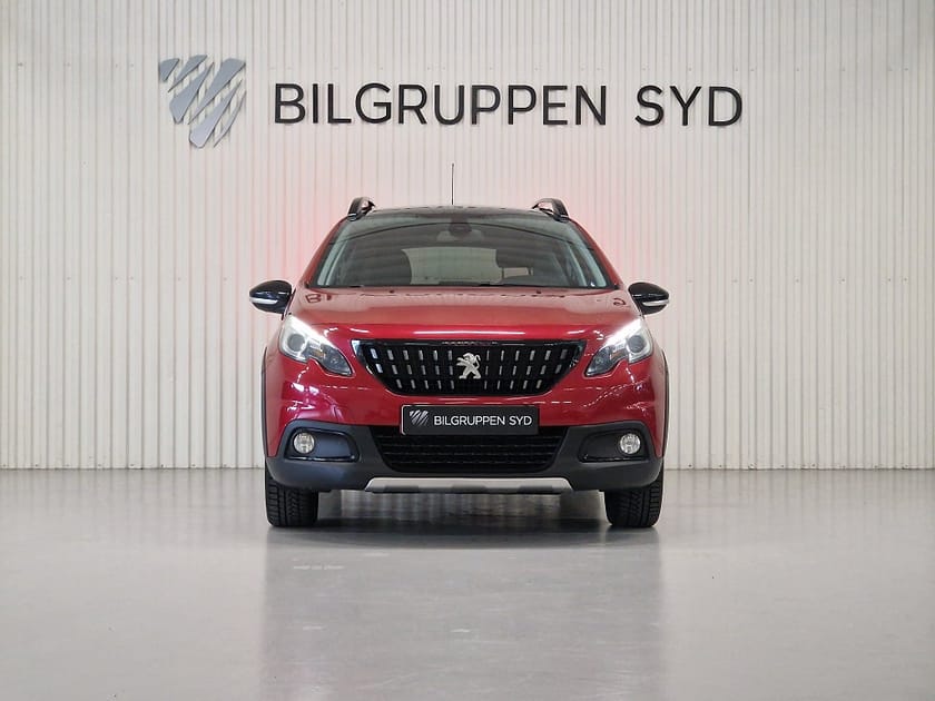 Bild 2 av Peugeot 2008 1.2 PureTech 110 EAT GT|Panorama|Carplay|Nyservad|