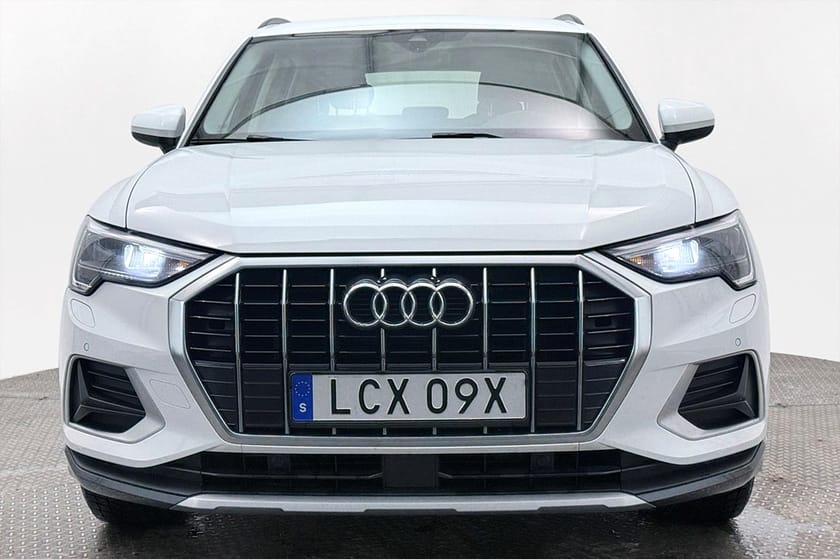 Bild 3 av Audi Q3 35 TFSI Proline Advanced Assistanspkt Cockpit P-Sens 150hk