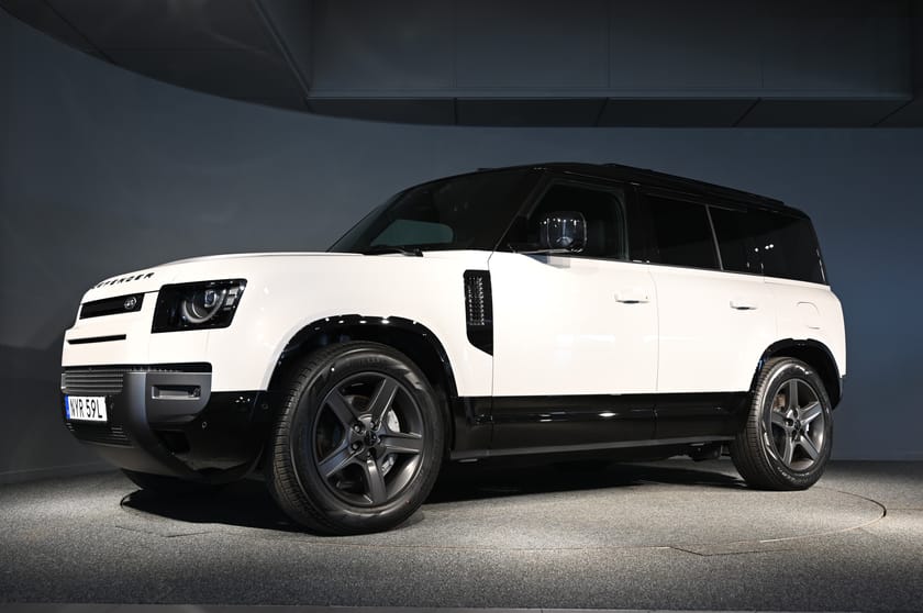 Bild 2 av Land Rover Defender P300e PHEV 110 X-DYNAMIC SE *DEMOBIL*
