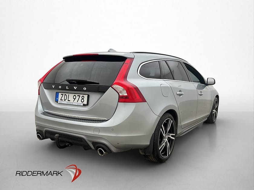 Bild 5 av Volvo V60 D5 Hybrid AWD R-Design Värm H/K Taklucka Drag