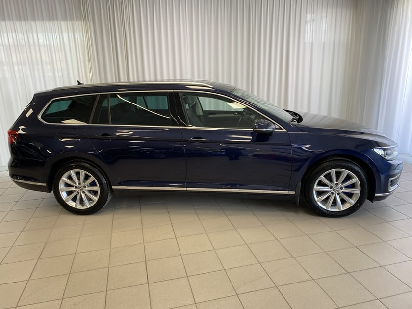 Bild 2 av Volkswagen Passat Variant GTE 1.4 TSI ACT DSG Sekventiell, 218hk
