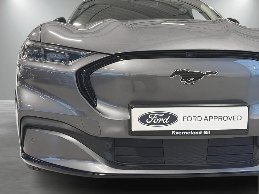 Bilde 4 av Ford Mustang Mach-E Standard Range AWD 2års garanti/AWD/Skinn/B&O/H-FESTE/DAB/L-KLAR
