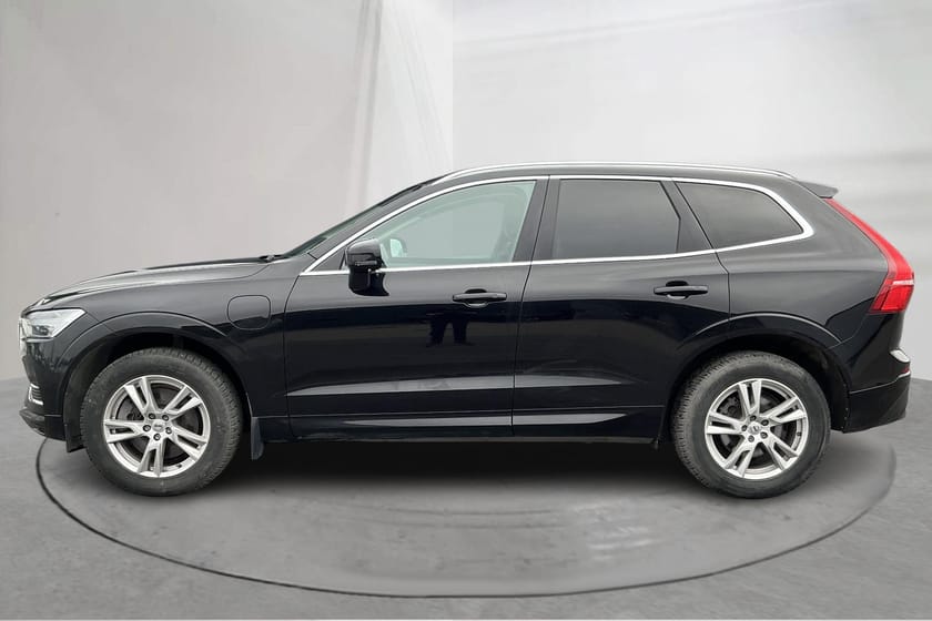 Bild 2 av Volvo XC60 T8 AWD Twin Engine (407hk) Momentum Panorama