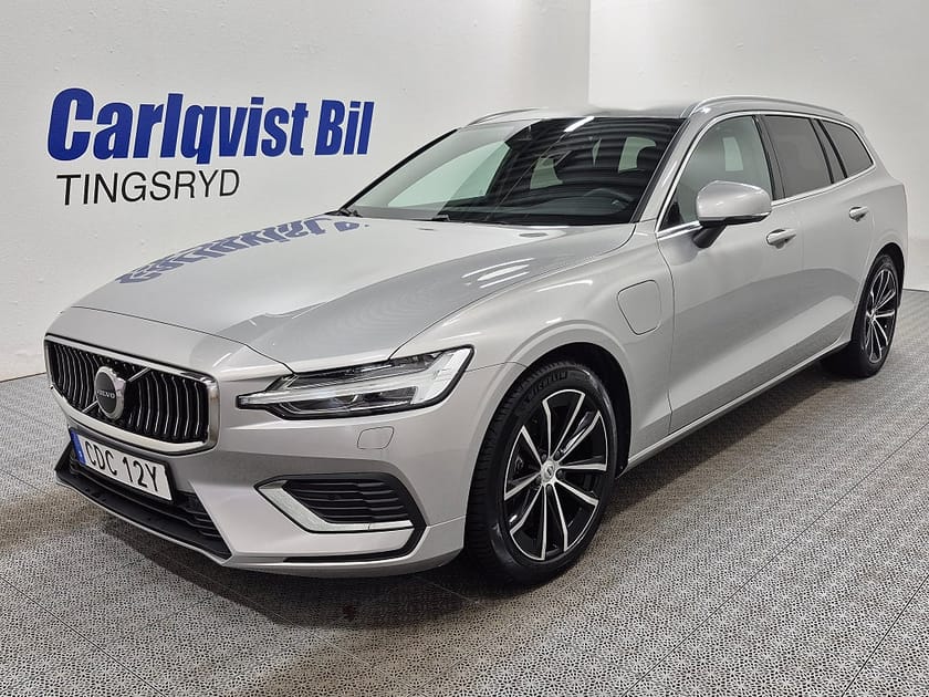 Bild 1 av Volvo V60 T6 Recharge Plus plug in AWD 350HK 4x4 Läder