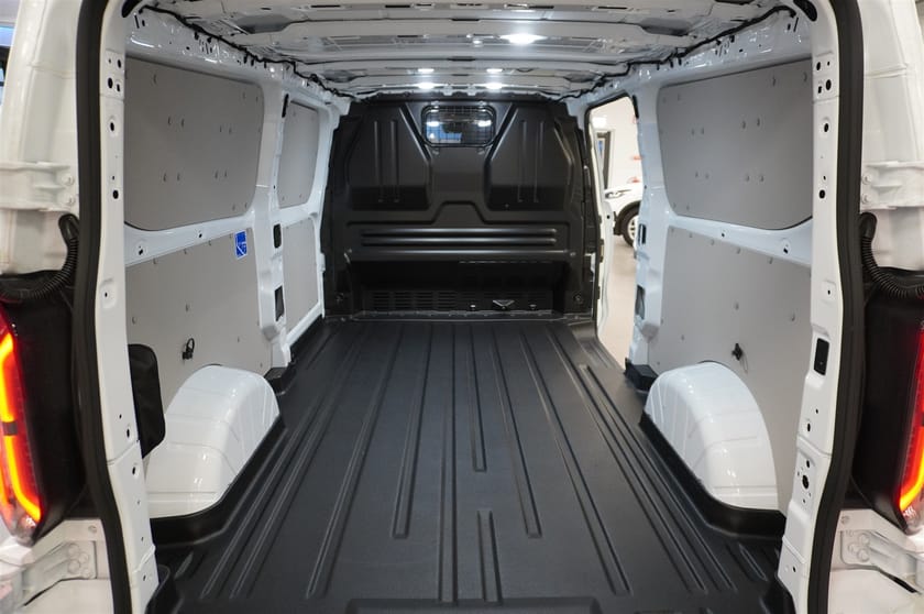 Bild 4 av Ford E-Transit Custom 340 E-Custom Skåp Trend 340l LWB Elmotor 100kW 136hk 1-Vxl Rwd El