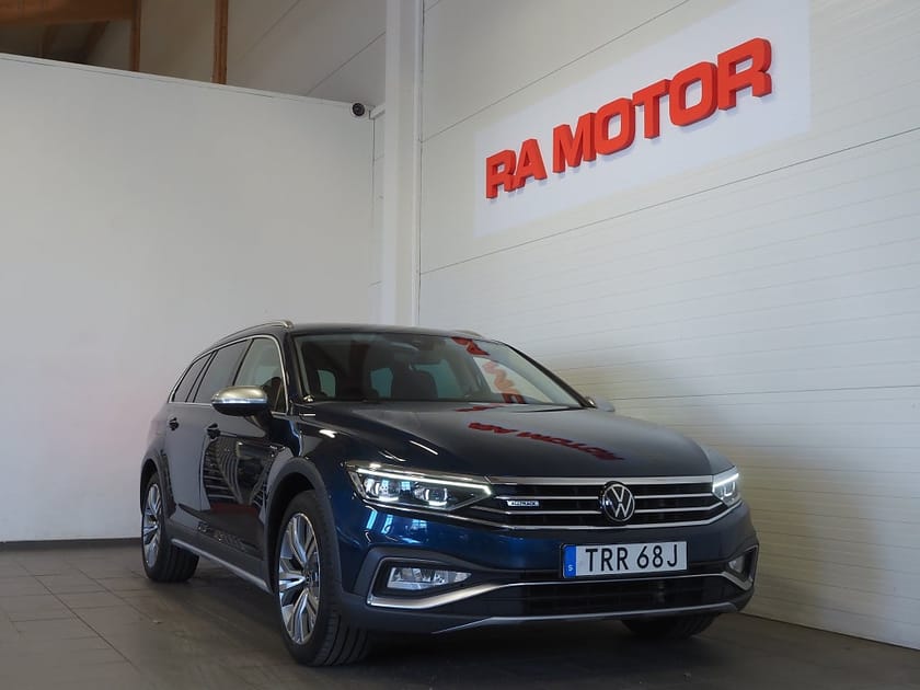 Bild 1 av Volkswagen Passat Alltrack TDI 200hk 4Motion|Cockpit|Drag|D-värm|IQ Light|