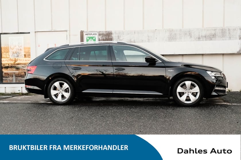 Bilde 5 av Škoda Superb Stasjonsvogn Sup3fl stv l&k d200 4x4 dsg