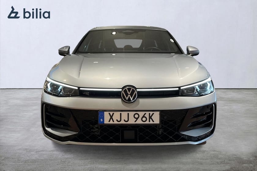 Bild 2 av Volkswagen Passat Sportscombi 2.0 TDI 4M R-Line Värm Drag 193HK