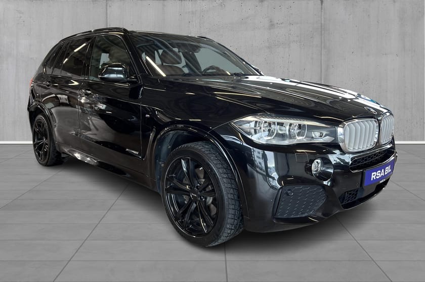 Bilde 3 av BMW X5 xDrive40d 3.0 /M-SPORT/HUD/HENGERFESTE/WEBASTO/