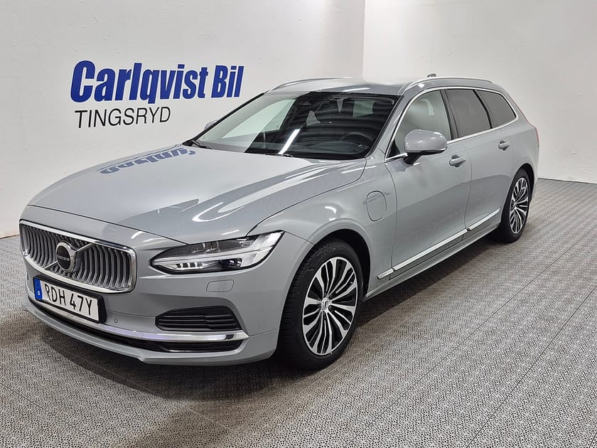 Bild 1 av Volvo V90 T6 Recharge Core Bright plug in AWD 350HK 4x4 Läder